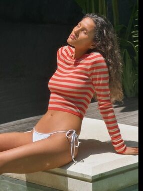 Zara Red and Cream Striped Long-Sleeve Crop Top